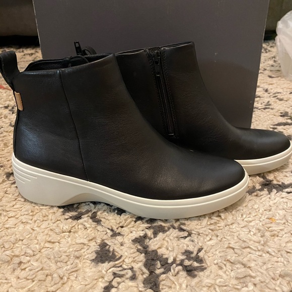 ecco soft wedge